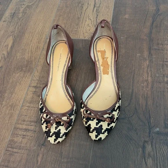Pilcro and the Letterpress Houndstooth Heeled D'Orsay Pumps - Size 6M - Picture 3 of 7
